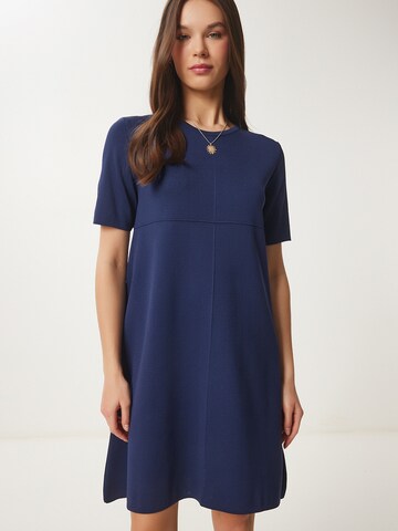 Robes en maille Happiness İstanbul en bleu : devant