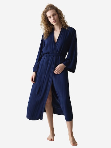 Peignoir court ' Red Label Amourette Jacquard ' TRIUMPH en bleu : devant