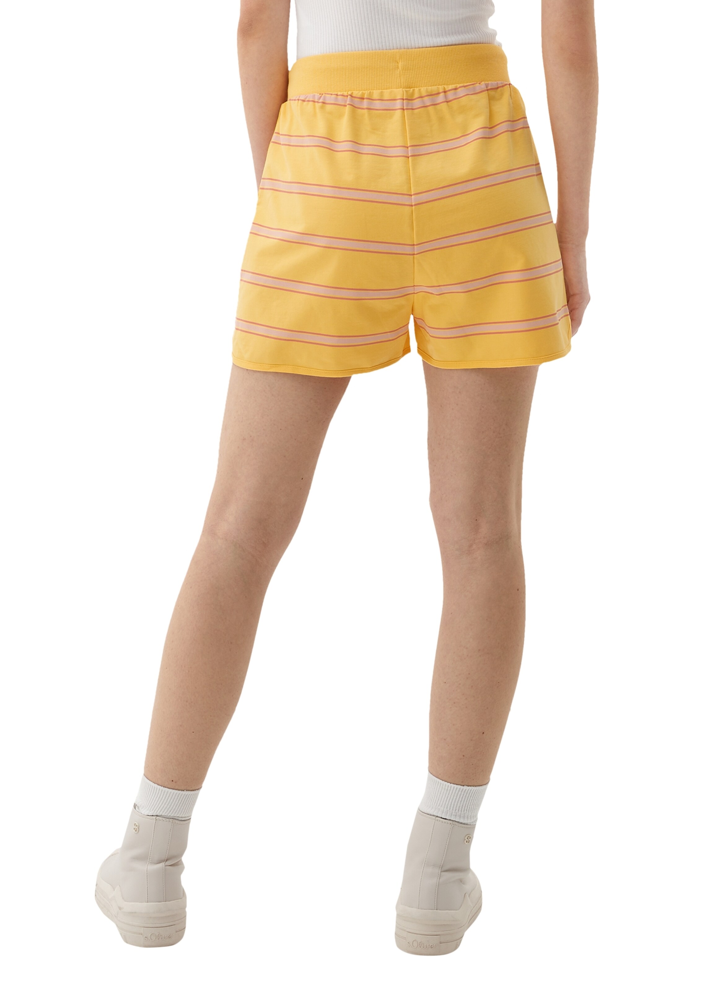 QS Regular Pants in Yellow