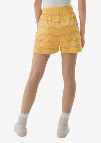 QS Regular Pants in Yellow