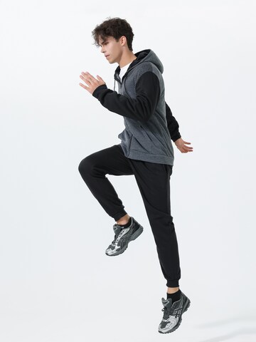 Youthup Sportanzug in Grau