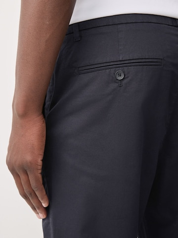 Regular Pantalon à pince Next en bleu
