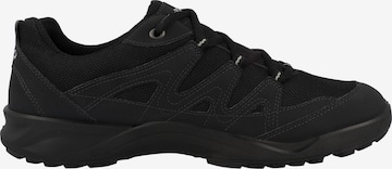 Scarpa stringata sportiva di ECCO in nero