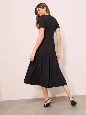 Friends Like These - Vestido em preto