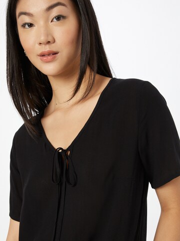 ABOUT YOU Blouse 'Malou' in Schwarz
