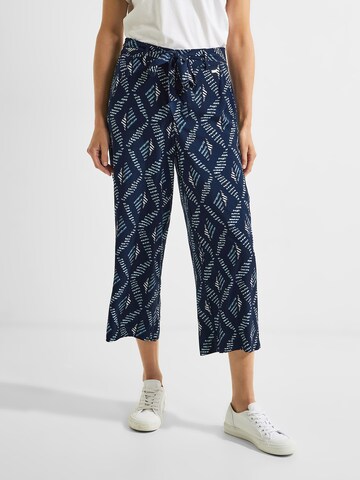 CECIL Loose fit Pants in Blue: front