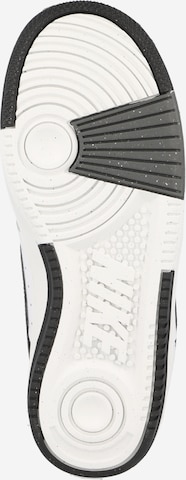 Baskets basses 'GAMMA FORCE' Nike Sportswear en blanc