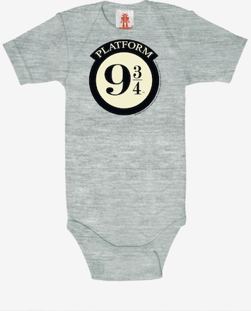 LOGOSHIRT Baby-Body 'Harry Potter - Platform 9 3/4 Logo' in Grau: predná strana