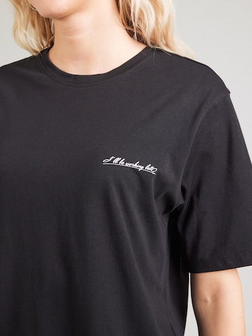 T-shirt 'SLFVILJA' SELECTED en noir