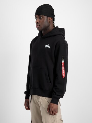 ALPHA INDUSTRIES Sweatshirt in Schwarz