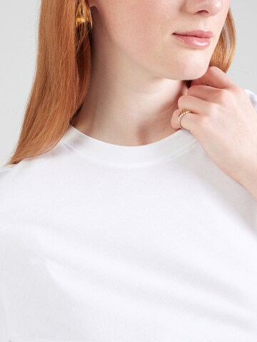 T-shirt 'VMPAULINA' Vero Moda Curve en blanc