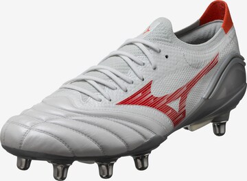 MIZUNO Soccer Cleats in White: front