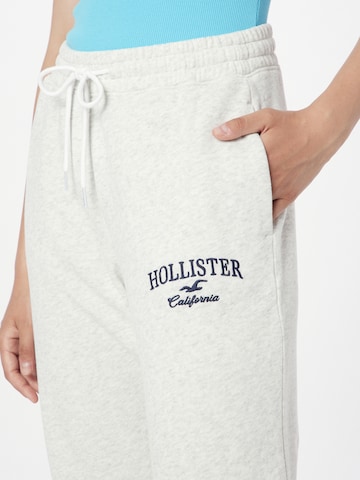 HOLLISTER - Tapered Pantalón en gris