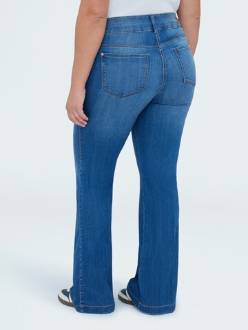Fiorella Rubino Flared Jeans in Blauw