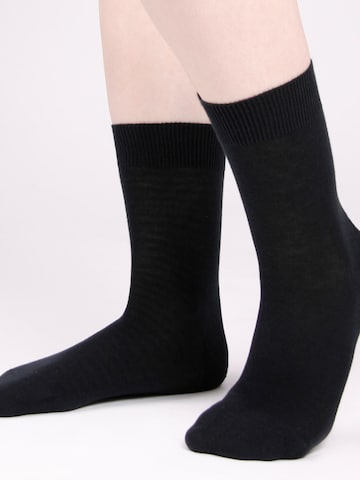 Living Crafts Socks 'NOVA' in Black