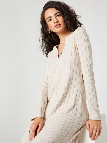 Robes en maille 'Arika' Guido Maria Kretschmer Women en beige