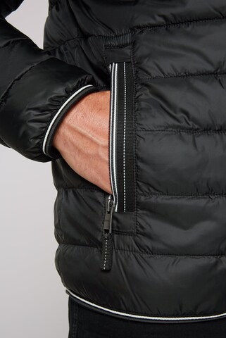 CAMP DAVID Leichte Steppjacke mit Logo Prints und Tapes in Schwarz