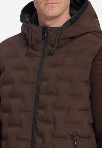 No Excess Jacke in Braun