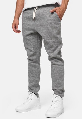 INDICODE JEANS Tapered Hose 'Richmond' in Grau