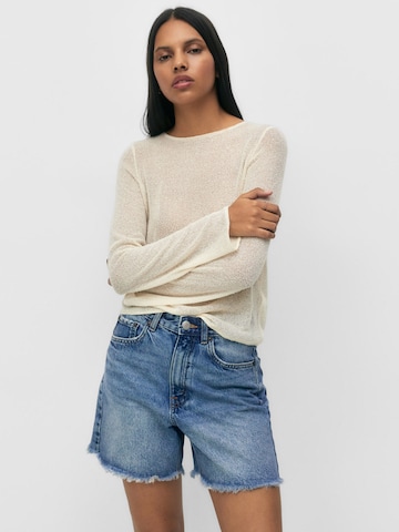 Pull&Bear Regular Jeans in Blue: front