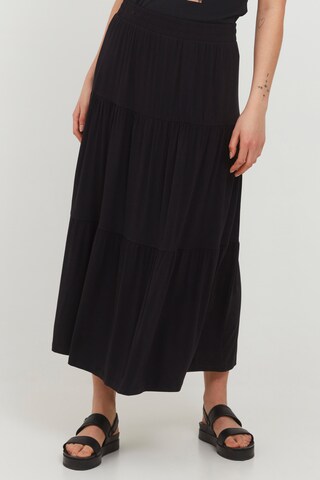 Gonna di b.young in nero: frontale