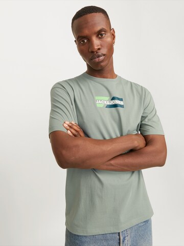 T-Shirt 'JWHCORP' JACK & JONES en vert