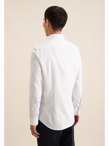 Coupe slim Chemise business SEIDENSTICKER en blanc