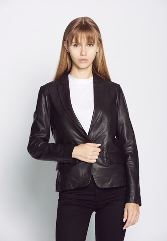 Maze Blazer in Black: front