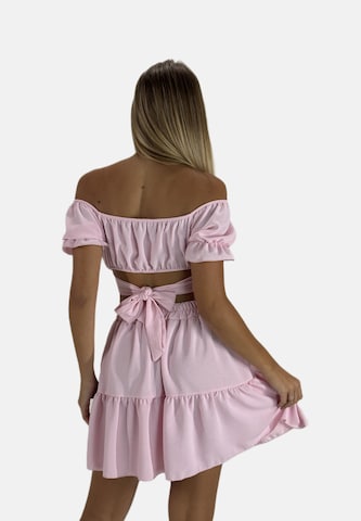 Elara Kostume i pink