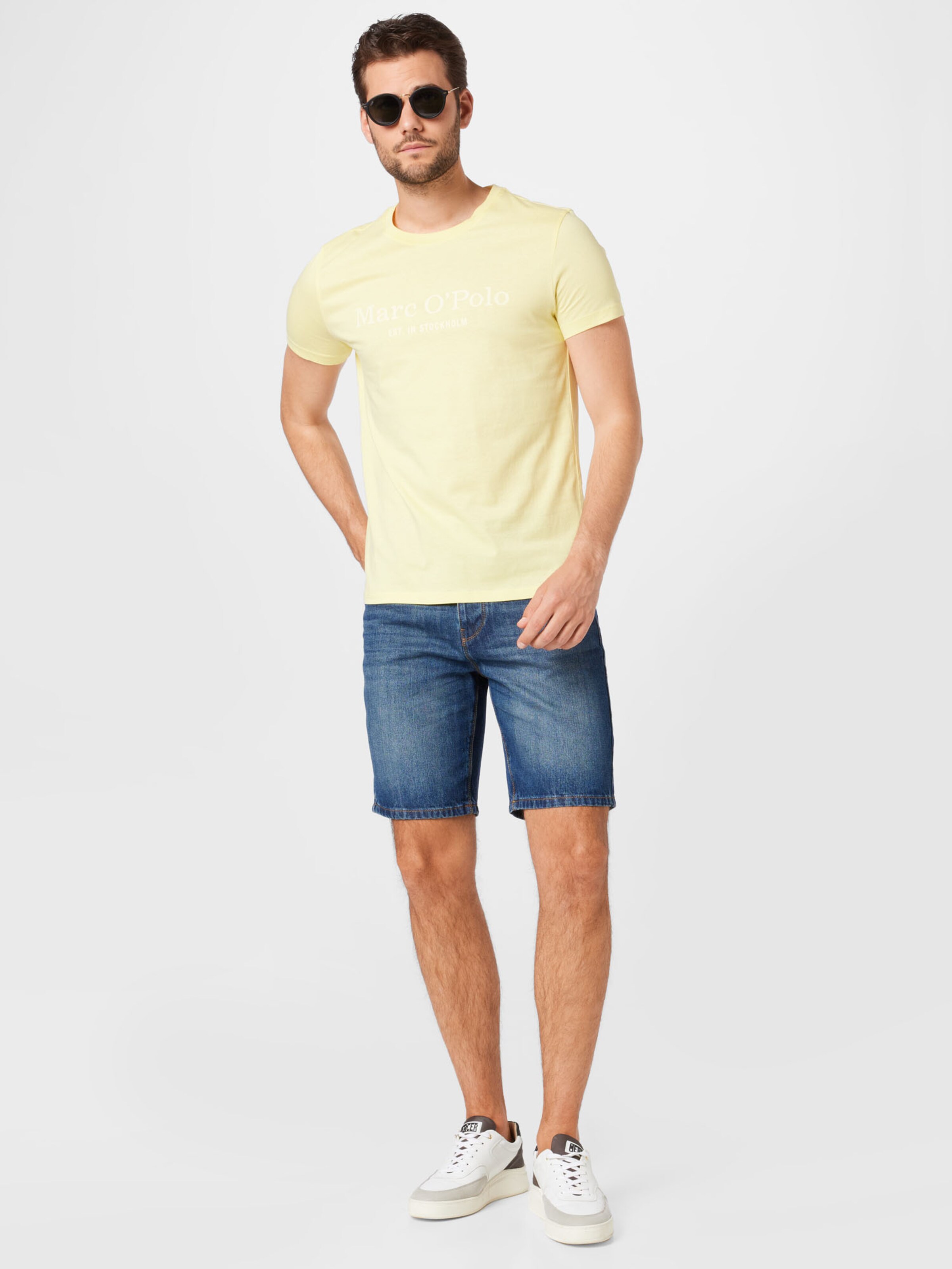 Männer Hosen UNITED COLORS OF BENETTON Shorts in Blau - TO96778 Männer Hosen UNITED COLORS OF BENETTON Shorts in Blau - TO96778
