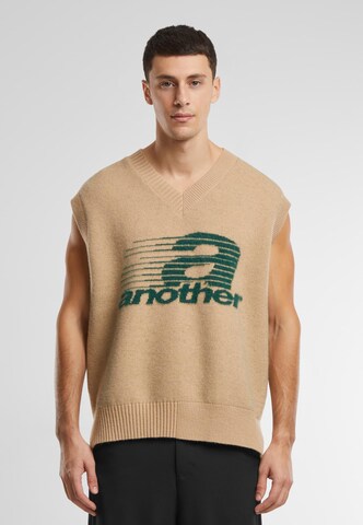 Another Cotton Lab Pullunder in Beige: Vorderseite