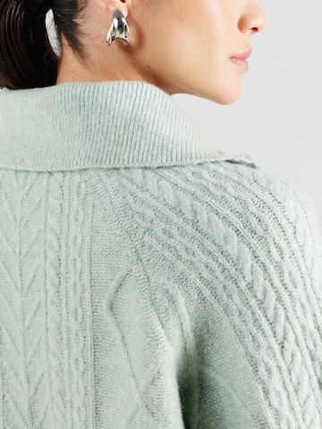 ABOUT YOU Sweter 'Elenia' w kolorze zielony