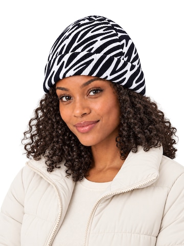Rune Beanie in Black