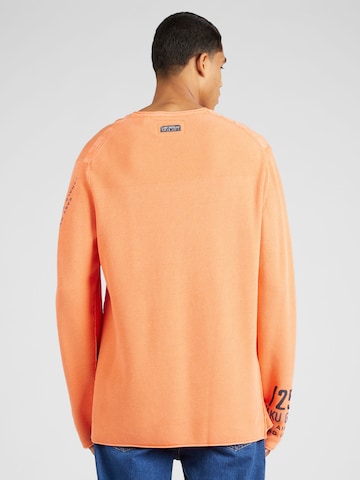 CAMP DAVID Sweter w kolorze pomarańczowy