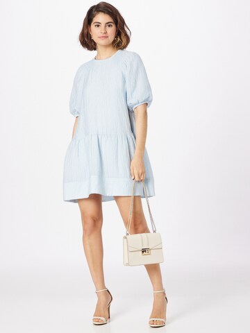 Robe Club Monaco en bleu