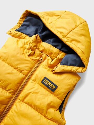 NAME IT Weste 'MONAY' in Orange