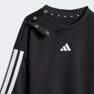 ADIDAS SPORTSWEAR Športna trenirka 'Essentials' | črna barva