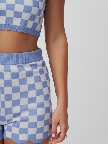 florence by mills exclusive for ABOUT YOU Regular Shorts 'FroYo' in Blau