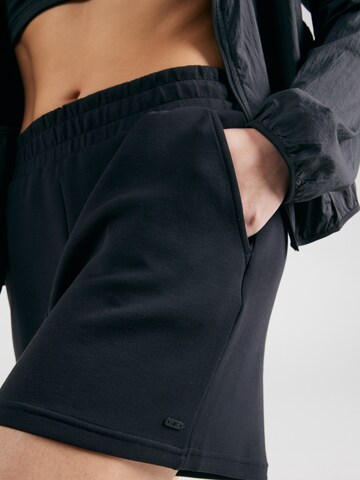 Regular Pantalon de sport 4F en noir
