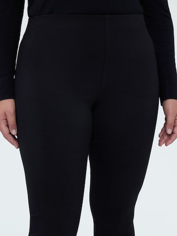Fiorella Rubino - Skinny Pantalón en negro