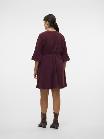 Robe 'VMCVilja' Vero Moda Curve en rouge