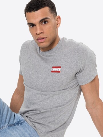 LEVI'S ® - Camisa 'Crewneck Graphic' em cinzento