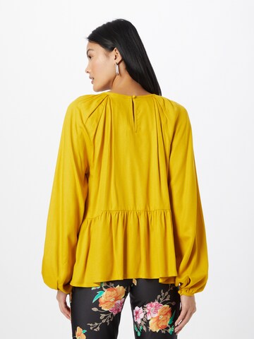 UNITED COLORS OF BENETTON Blouse in Yellow