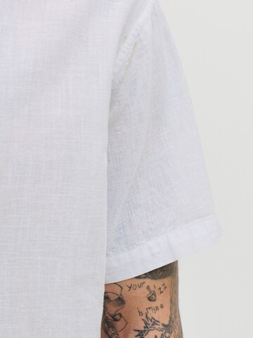 JACK & JONES - Ajuste regular Camisa 'JJESUMMER' en blanco
