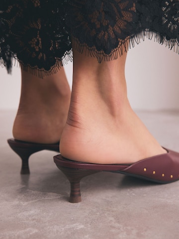 Next - Sapato aberto 'Forever Comfort' em vermelho