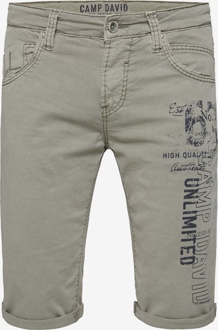 CAMP DAVID Slimfit Shorts in Grün: predná strana