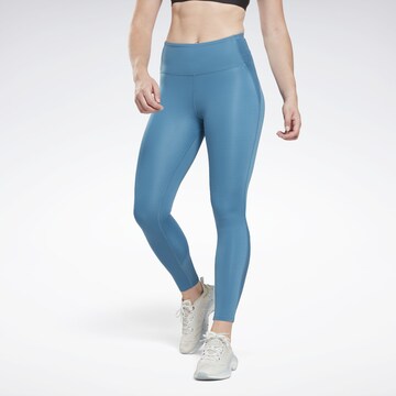 Skinny Pantaloni sport de la Reebok pe albastru: față