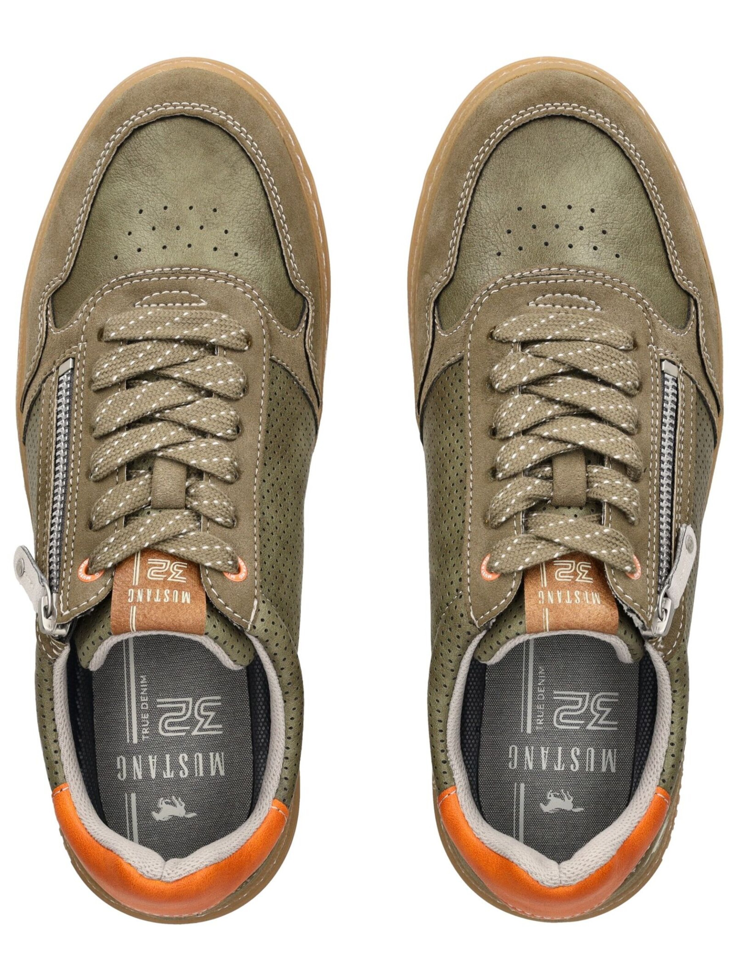 Baskets basses MUSTANG en vert