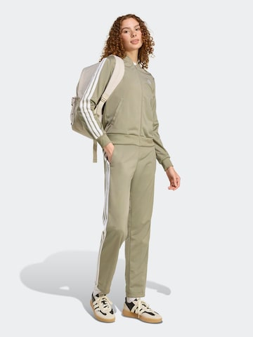 ADIDAS SPORTSWEAR Tréningruha 'Essentials' - zöld: elől