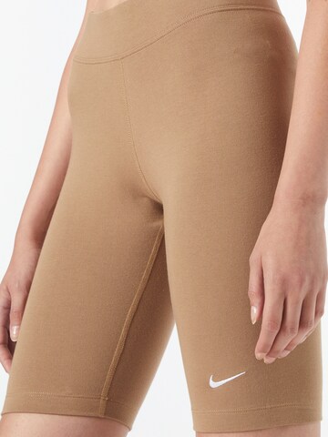 Nike Sportswear Skinny Shorts in Braun